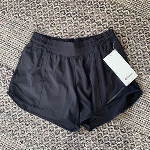 Lululemon black hotty hot shorts